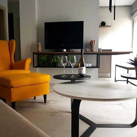 Cozy Modern Apartment Inside The City Center Salonicco Esterno foto