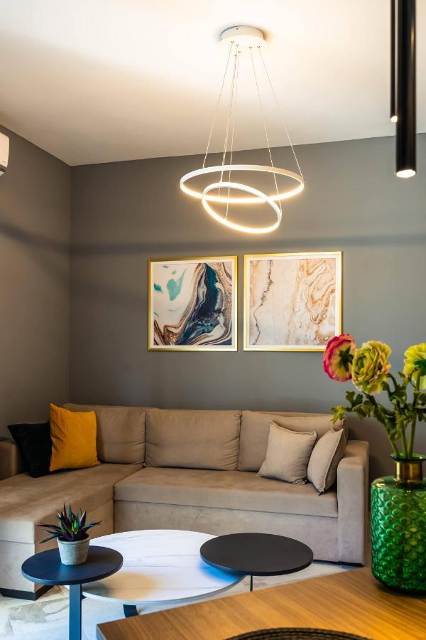 Cozy Modern Apartment Inside The City Center Salonicco Esterno foto