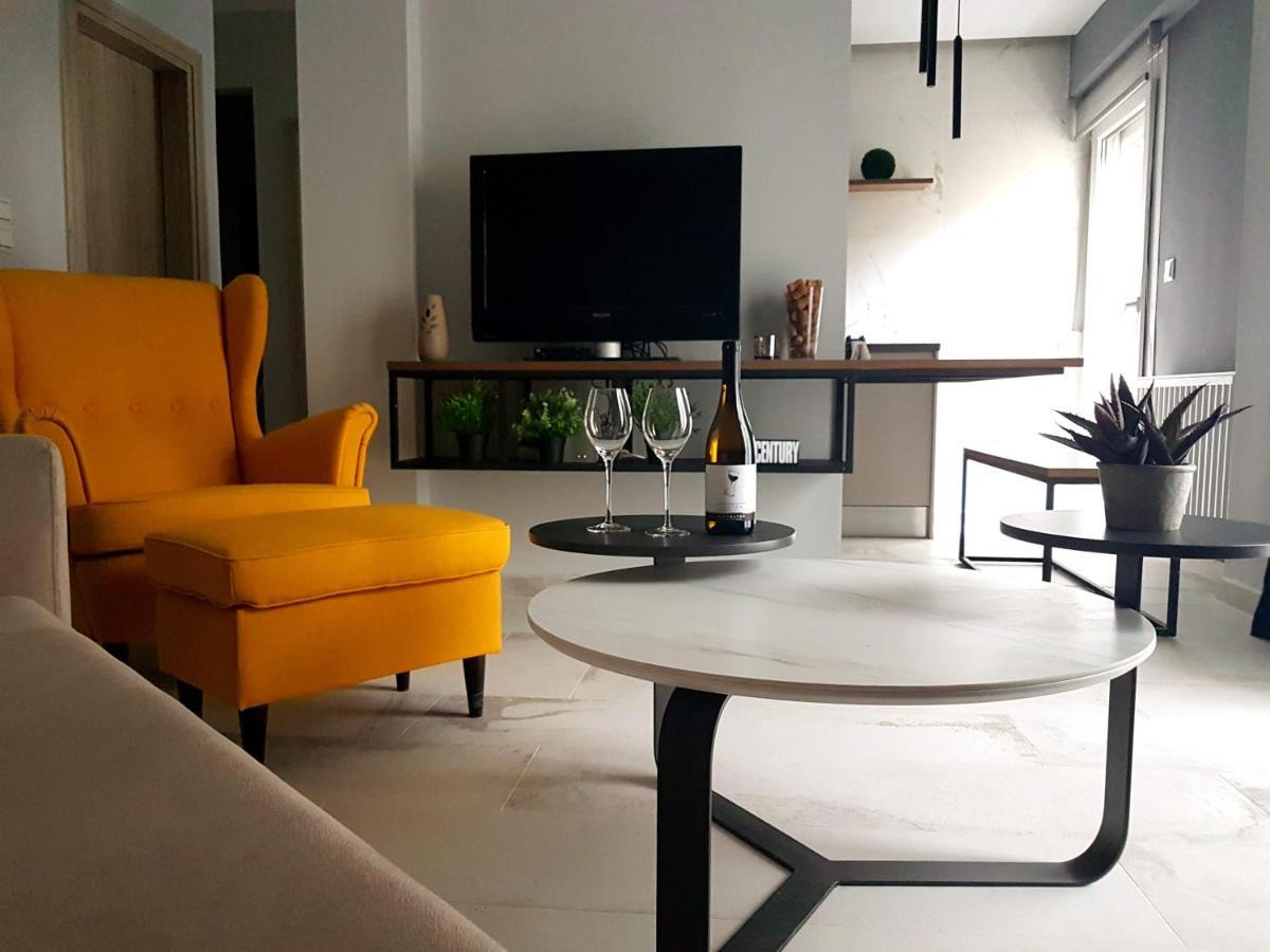 Cozy Modern Apartment Inside The City Center Salonicco Esterno foto