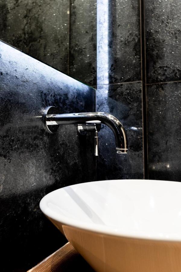 Cozy Modern Apartment Inside The City Center Salonicco Esterno foto