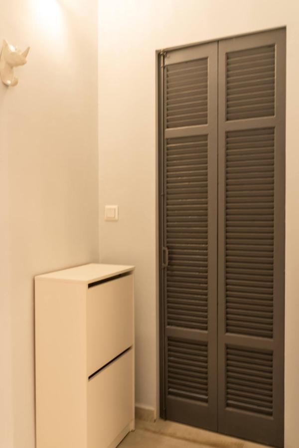 Cozy Modern Apartment Inside The City Center Salonicco Esterno foto